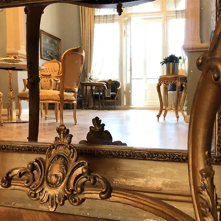 Demartini Palace Lejlighed