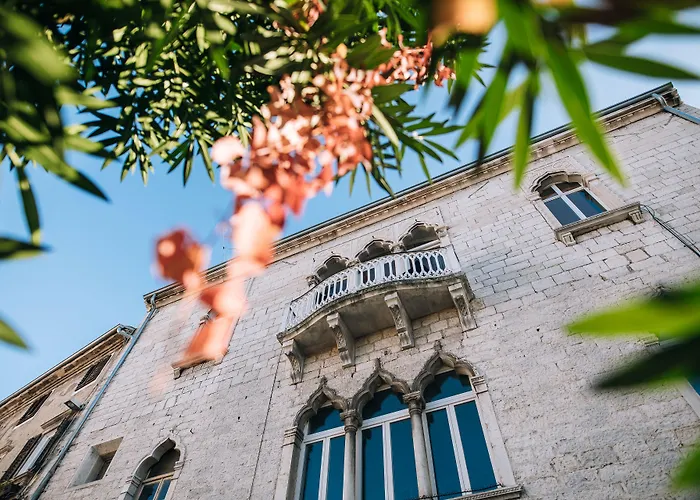 Demartini Palace