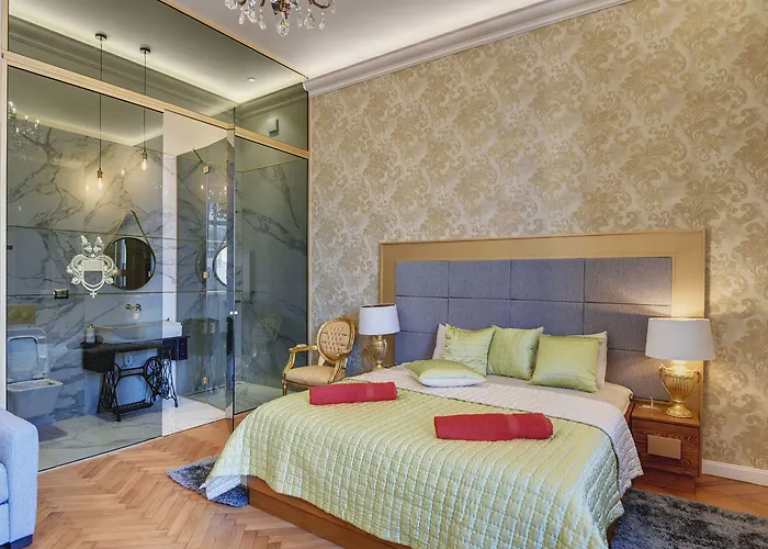 Lejlighed Demartini Palace *