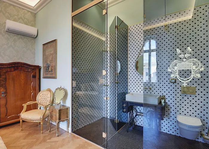 Demartini Palace Lejlighed *