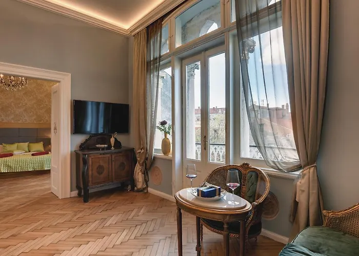 Demartini Palace Lejlighed