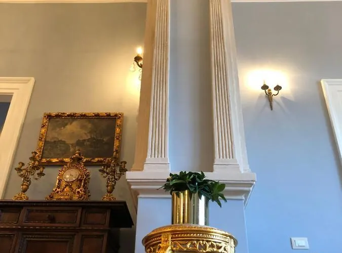 Demartini Palace *
