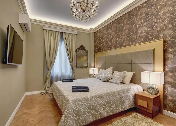 Demartini Palace *