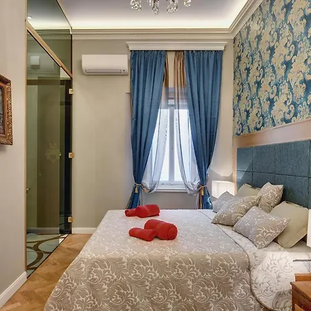 Demartini Palace Apartament *