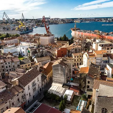 Apartament Demartini Palace