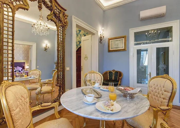 Demartini Palace Διαμέρισμα