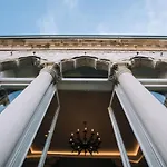 Demartini Palace *