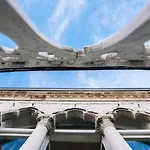 Demartini Palace