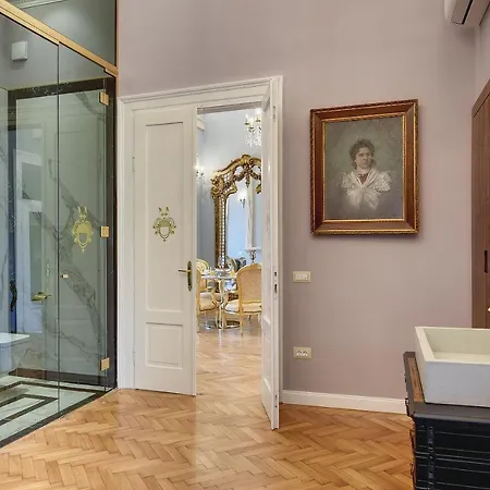 Lägenhet Demartini Palace *