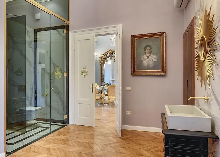 Demartini Palace 아파트 풀라